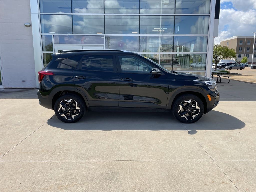 Certified 2025 Kia Seltos S SUV