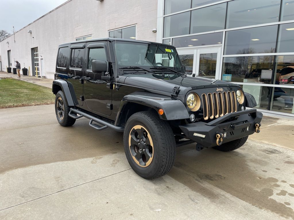 2014 Jeep Wrangler Unlimited Sahara's photo