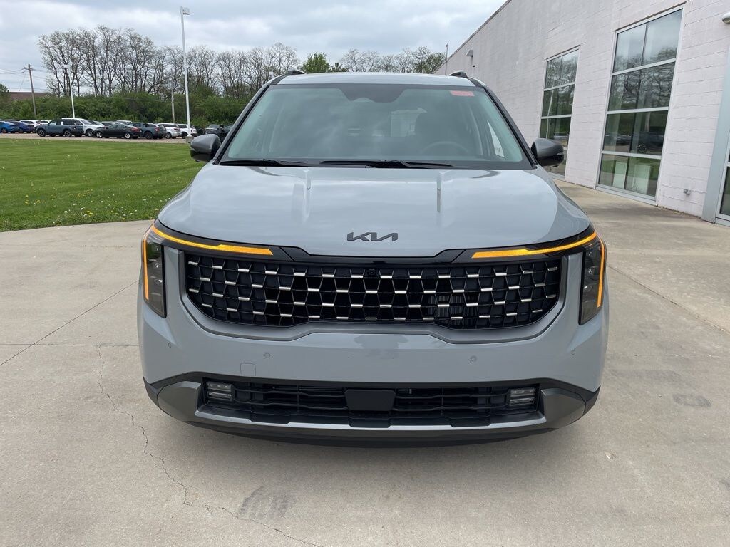 New 2026 Kia Carnival Hybrid SX Van Passenger Van