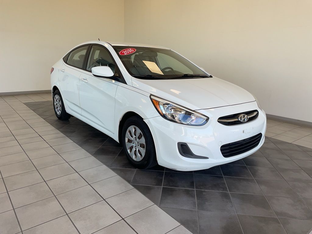 2016 Hyundai Accent SE