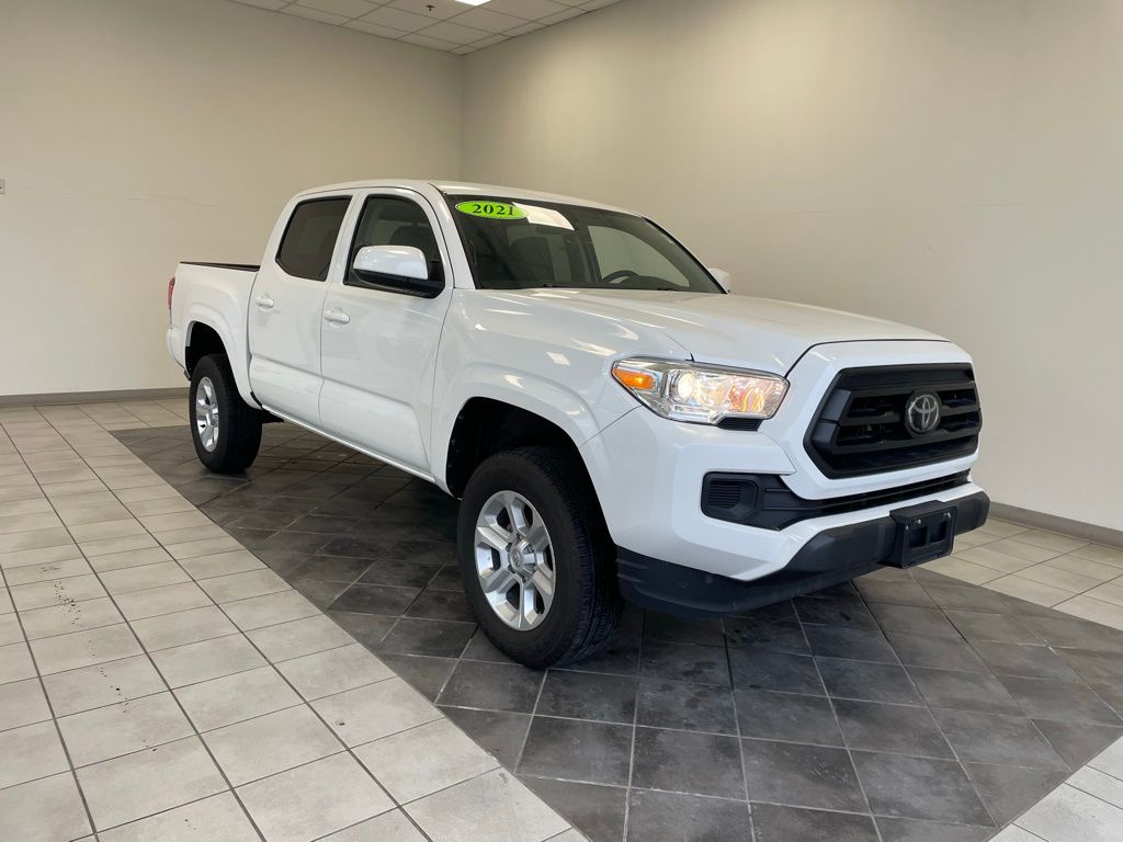 2021 Toyota Tacoma SR's photo