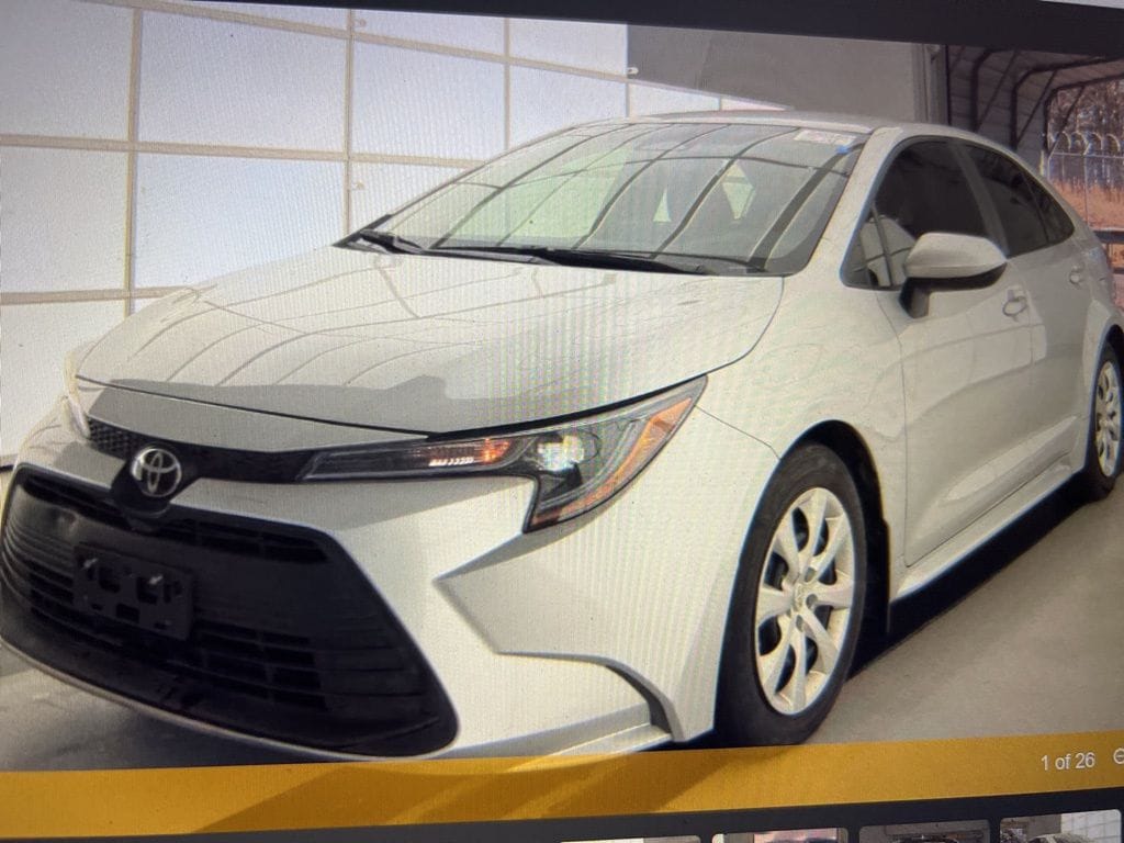 2025 Toyota Corolla LE