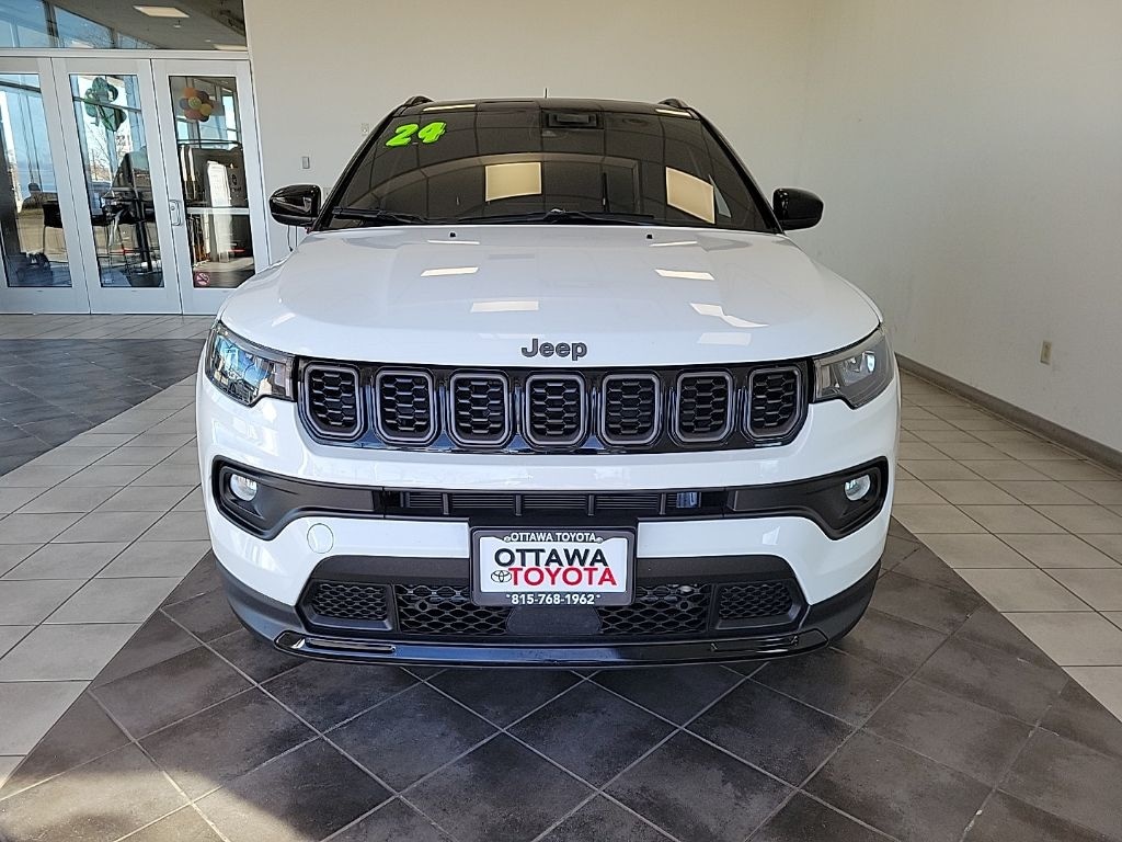 Used 2024 Jeep Compass Latitude SUV