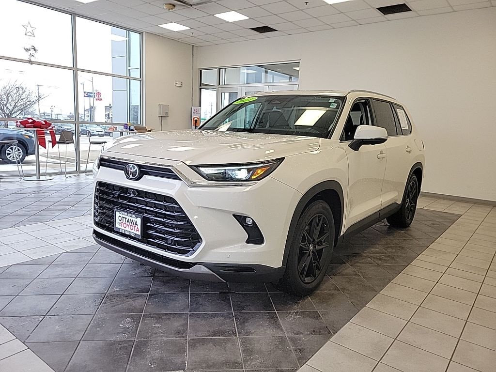 Used 2024 Toyota Grand Highlander SUV