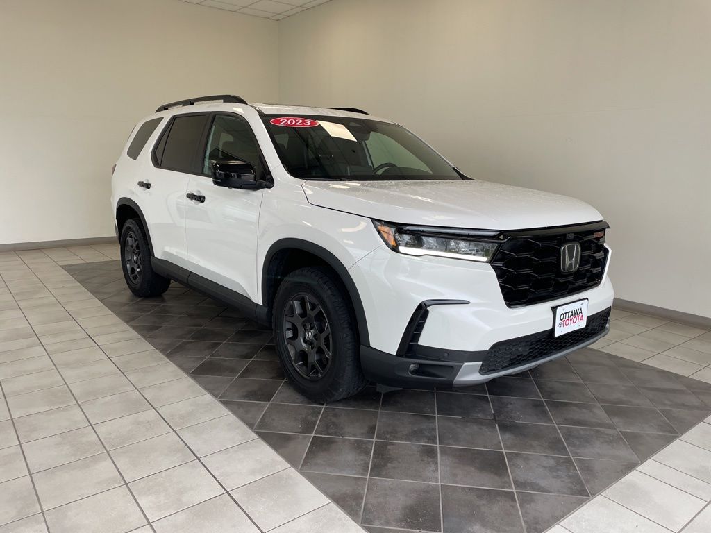 2023 Honda Pilot TrailSport AWD's photo