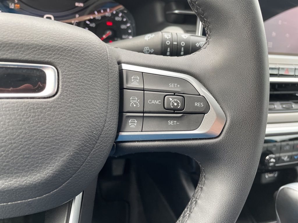 2025 Jeep Compass Limited - Photo 25