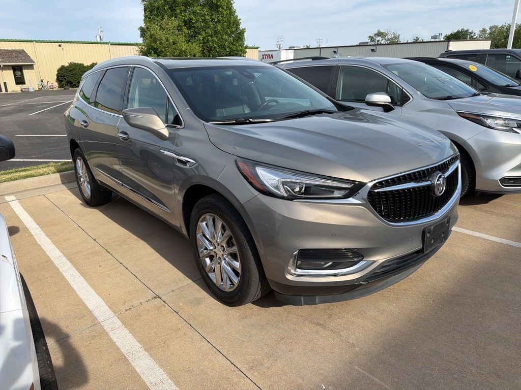 2018 Buick Enclave Premium's photo