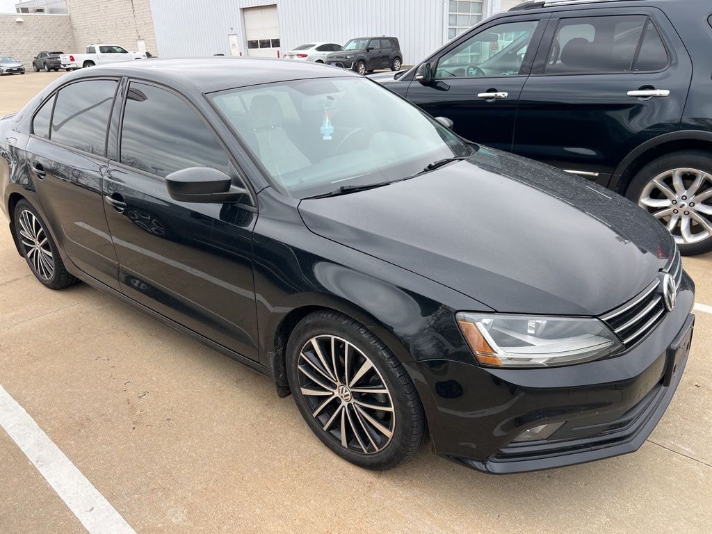 Used 2017 Volkswagen Jetta 1.8T Sport Sedan