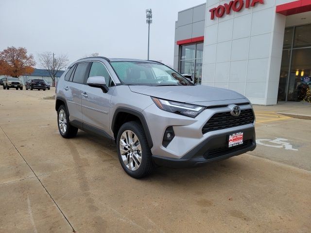 2025 Toyota RAV4 XLE Premium's photo