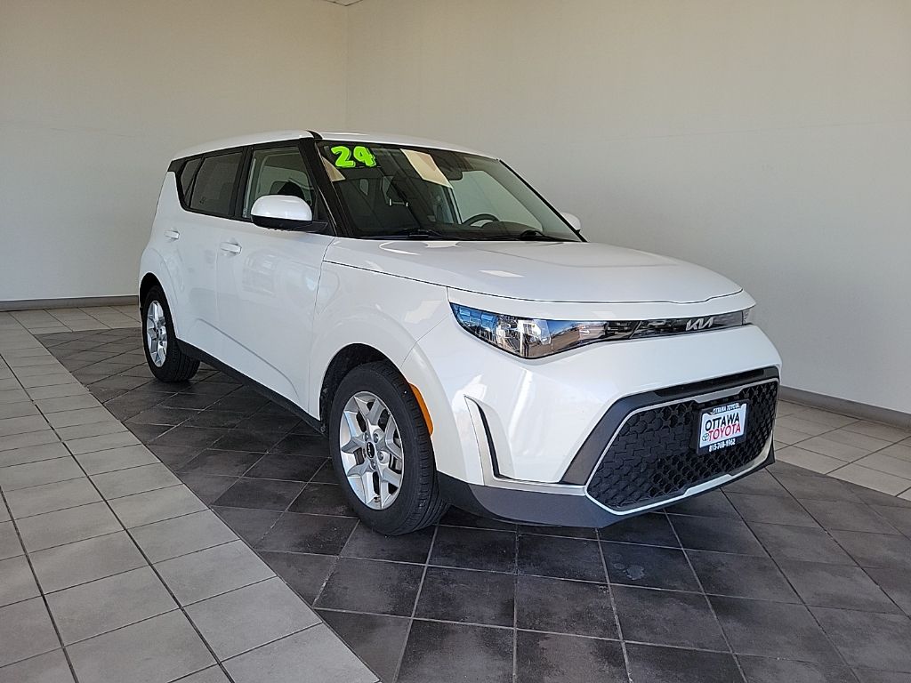 2024 Kia Soul LX