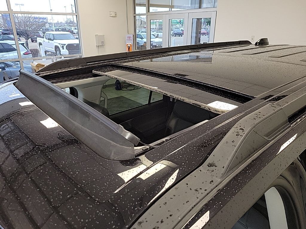 Used 2025 Ford Expedition Max Active SUV