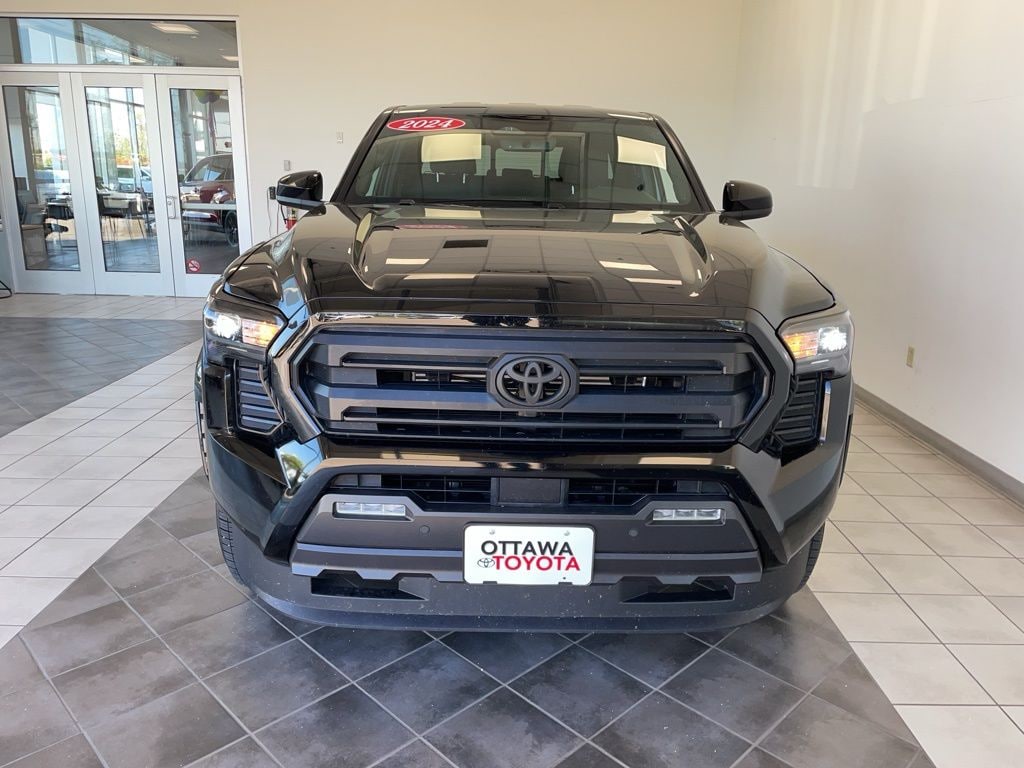 Used 2024 Toyota Tacoma SR5 Truck Double Cab