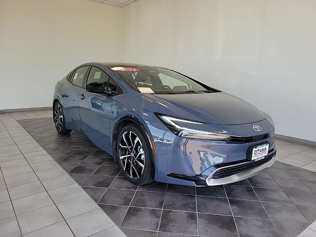 2024 Toyota Prius Prime XSE Premium's photo