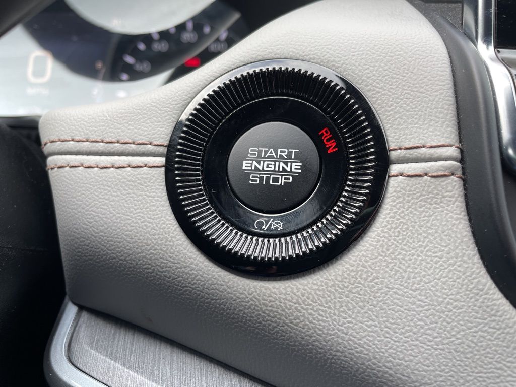 2025 Jeep Compass Limited - Photo 21