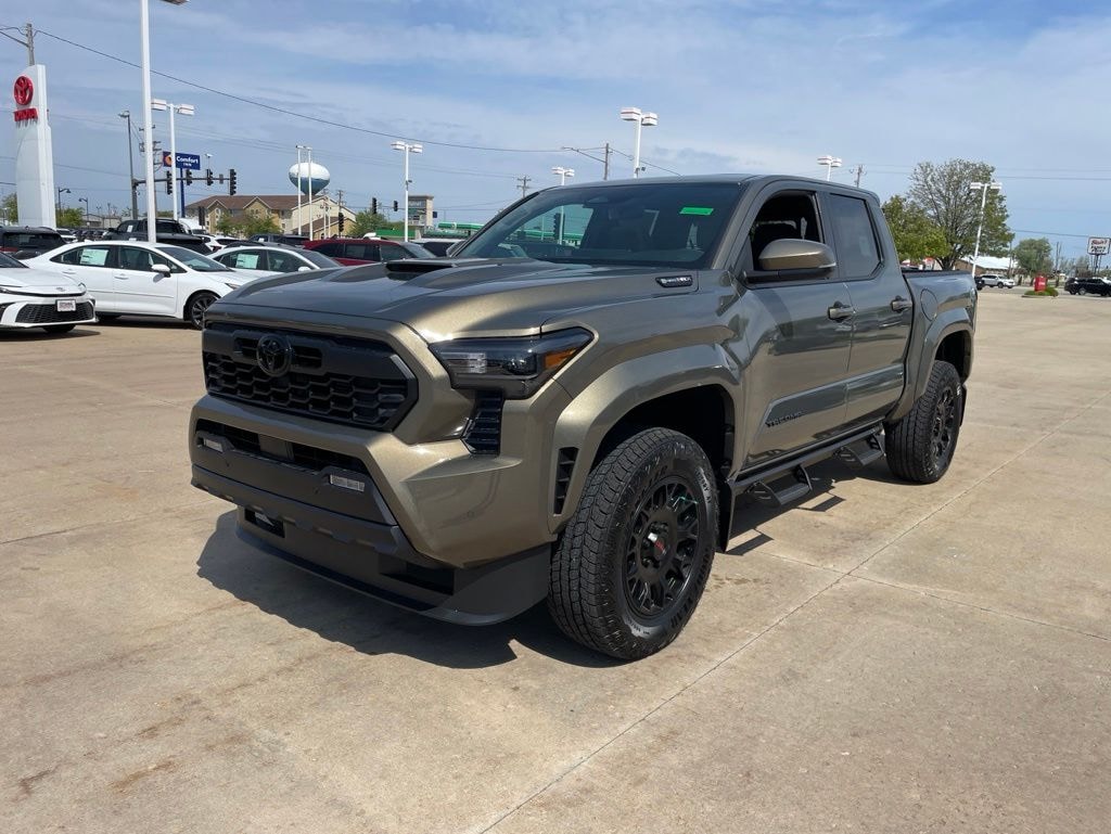 New 2026 Toyota Tacoma i-FORCE MAX TRD Sport 4X4 DOUBLE CAB HV