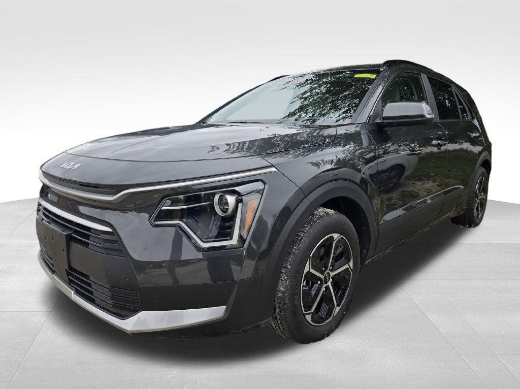 Used 2024 Kia Niro EX SUV
