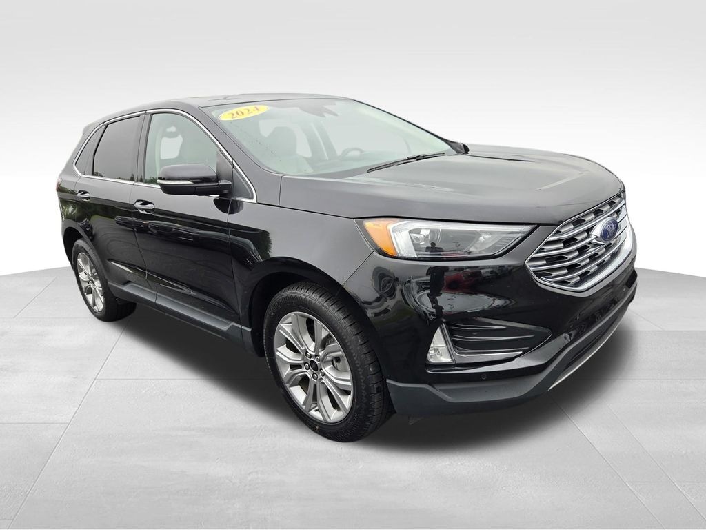 Used 2024 Ford Edge Titanium SUV