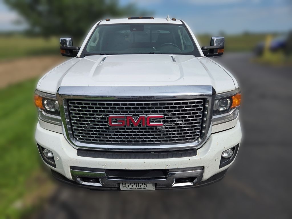 Used 2016 GMC Sierra 2500HD Denali Truck Crew Cab