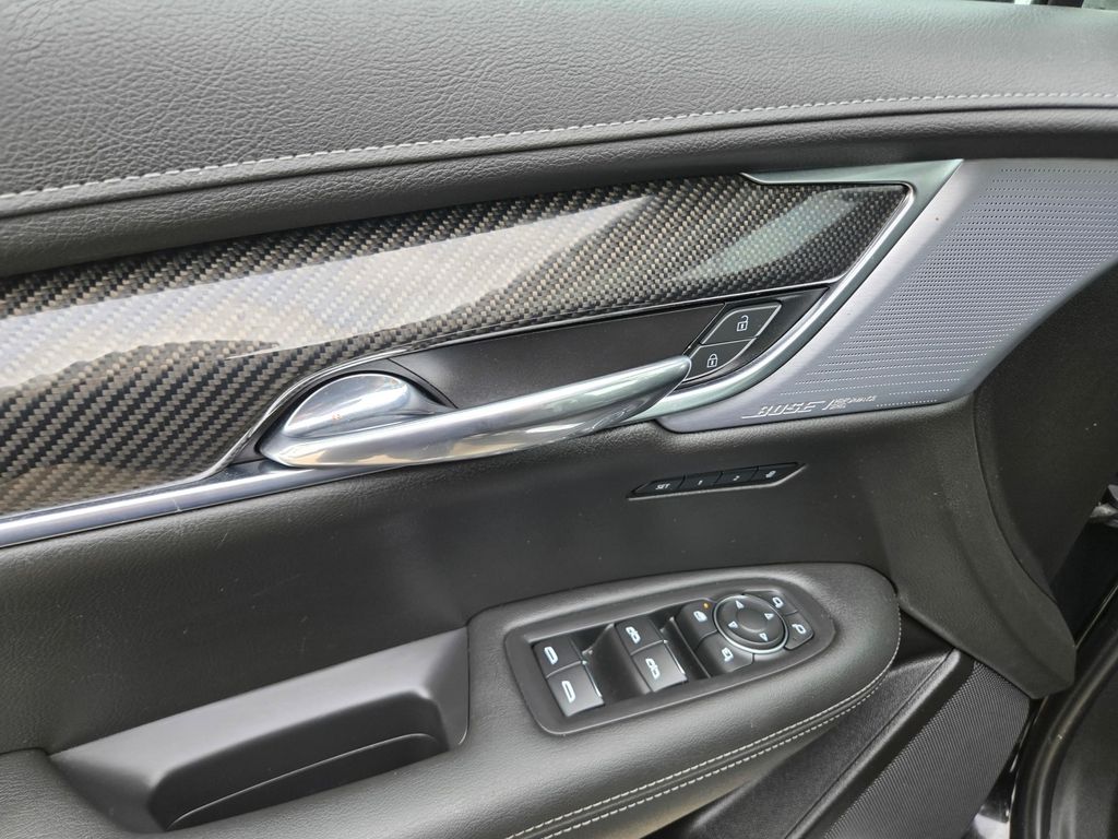 2024 Cadillac XT6 Sport - Photo 38