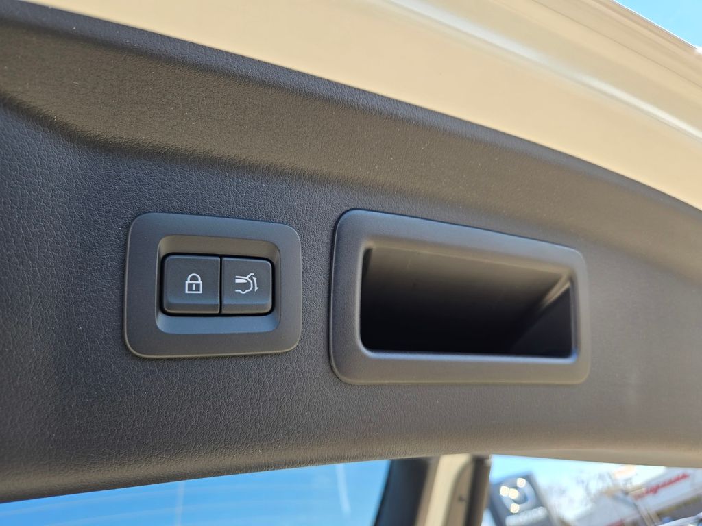 2026 Mazda CX-90 Premium Package - Photo 30