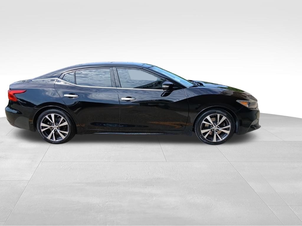 2017 Nissan Maxima 3.5 SL's photo