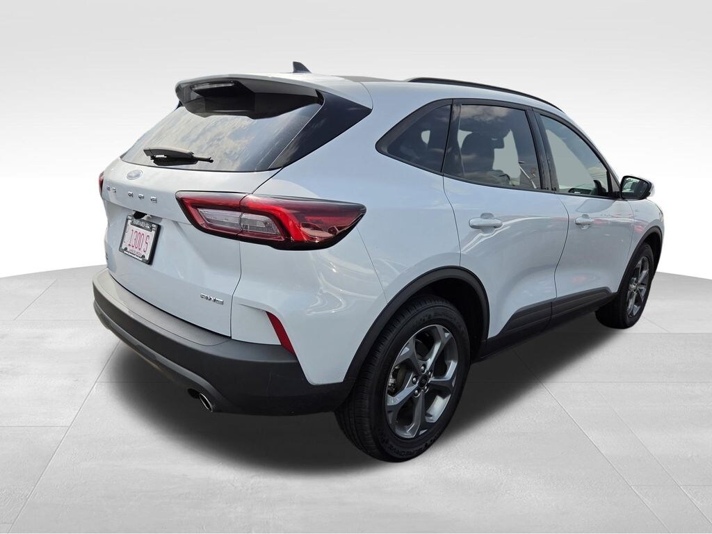 Used 2025 Ford Escape ST-Line Select SUV