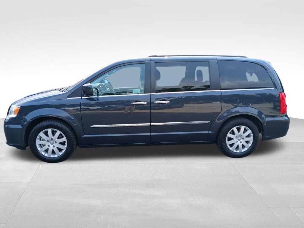 Used 2014 Chrysler Town & Country Touring Van