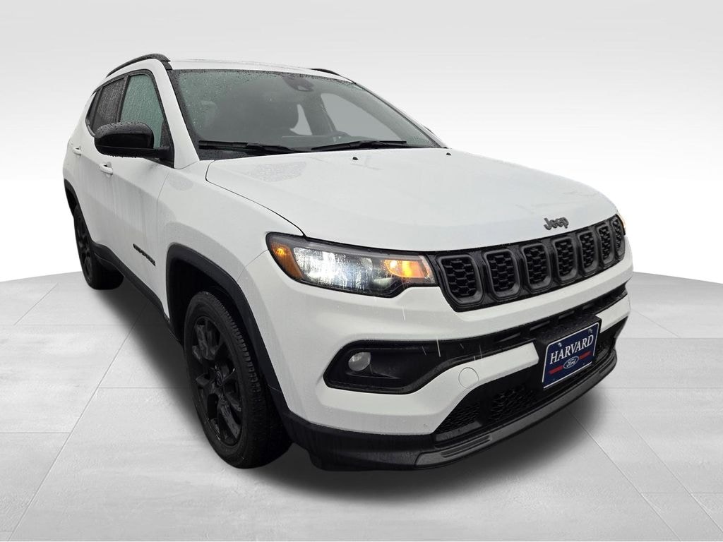 Used 2025 Jeep Compass Latitude SUV
