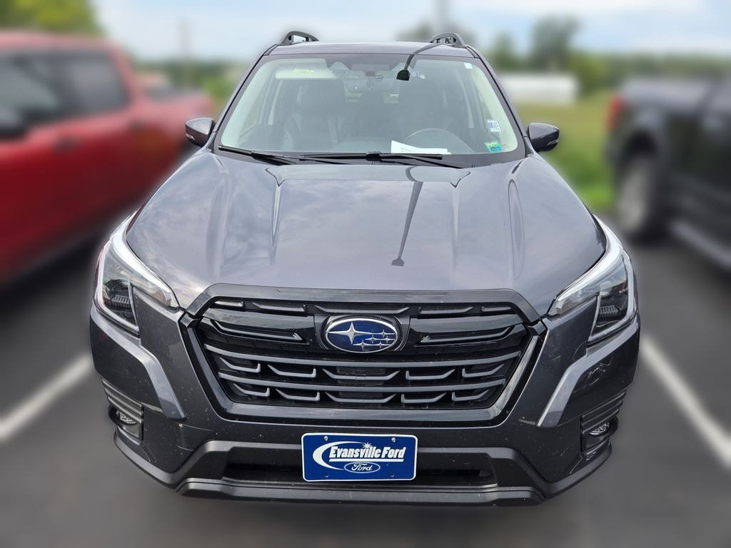 Used 2024 Subaru Forester Limited SUV