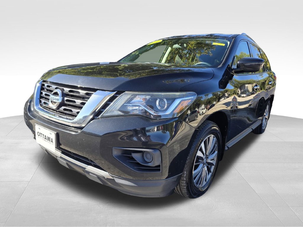 Used 2020 Nissan Pathfinder S SUV