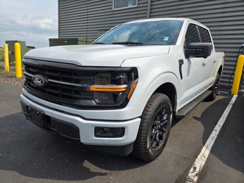 Used 2025 Ford F-150 XLT Truck SuperCrew Cab
