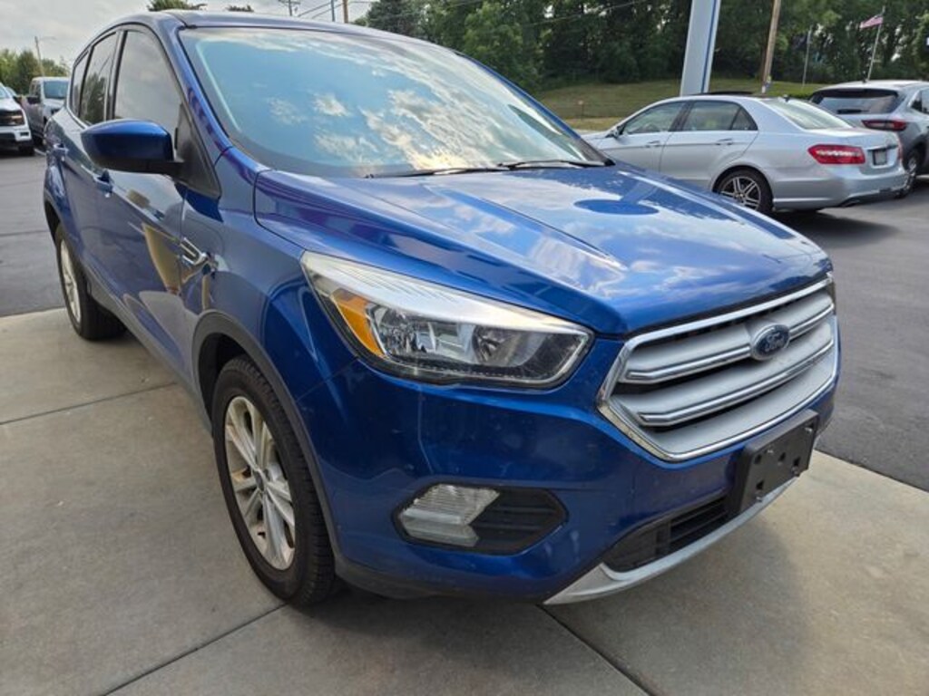 Used 2019 Ford Escape SE SUV