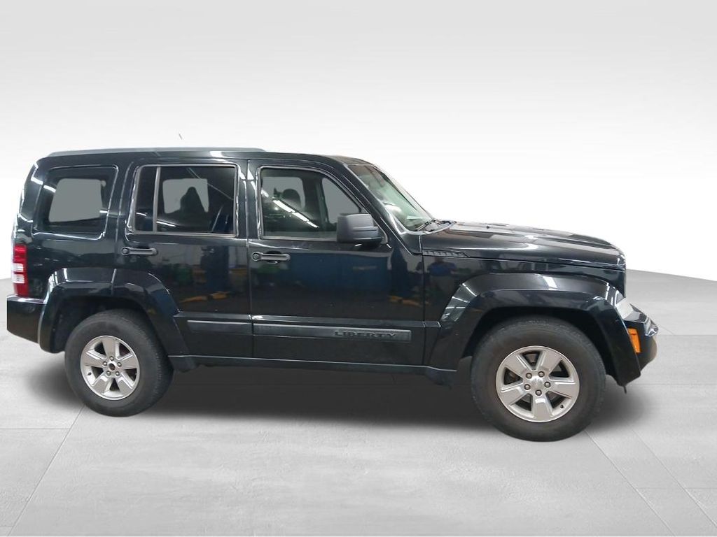 2012 Jeep Liberty Sport 4WD's photo