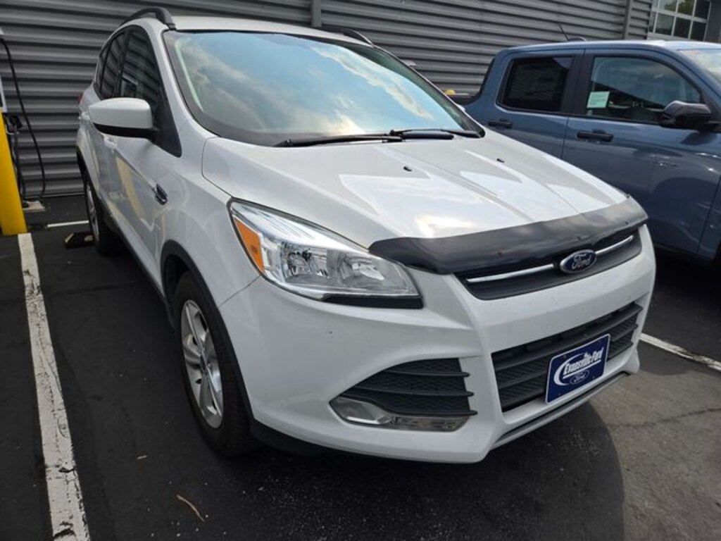 Used 2015 Ford Escape SE SUV