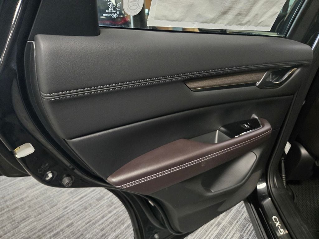 2025 Mazda CX-5 Turbo Signature - Photo 25