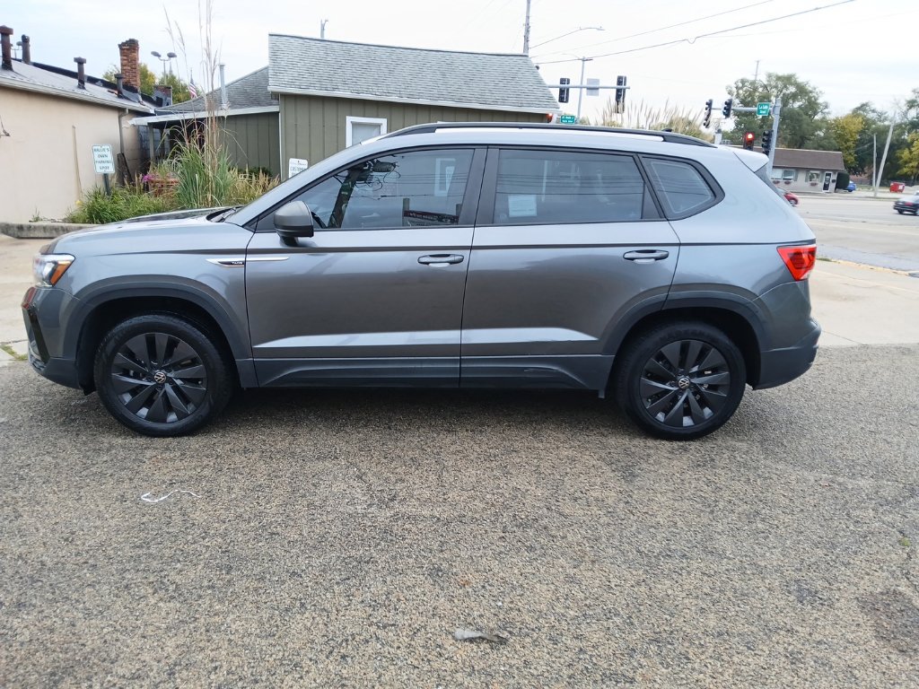 Used 2024 Volkswagen Taos 1.5T S SUV