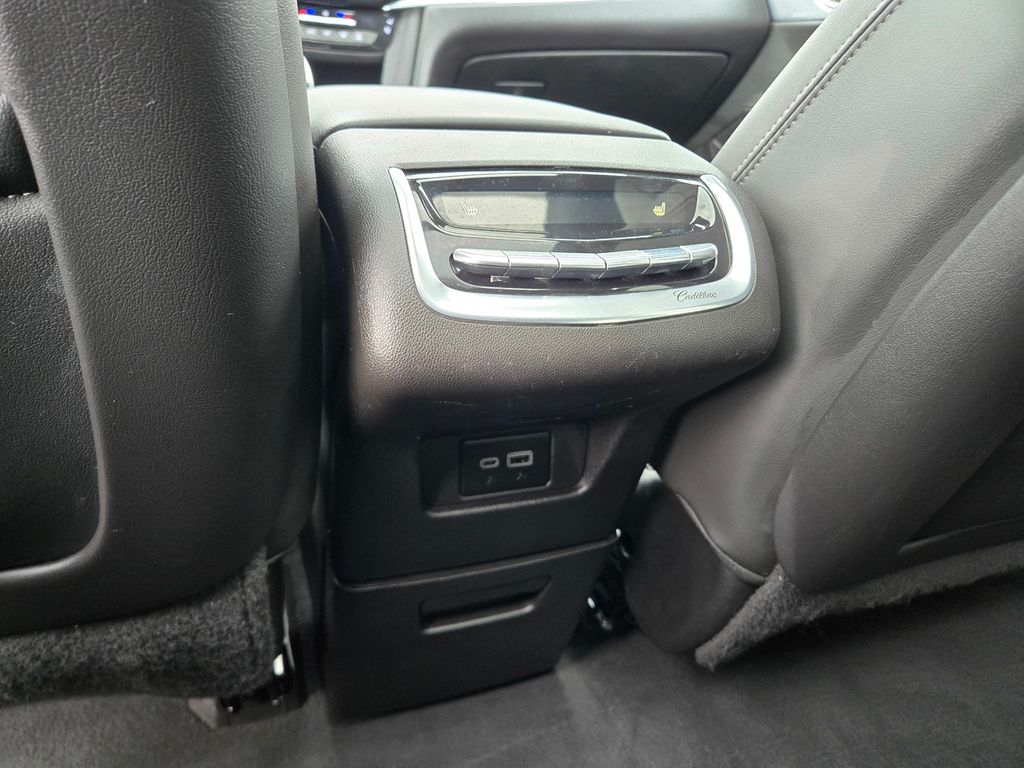 2024 Cadillac XT6 Sport - Photo 29