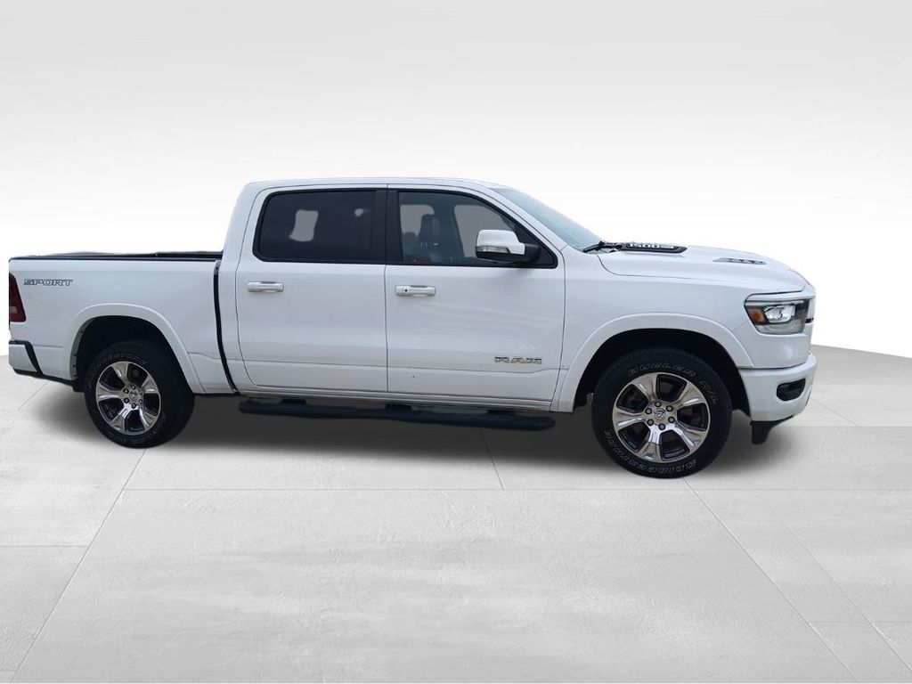 2022 RAM 1500 Laramie 4x4 Crew Cab 5'7's photo