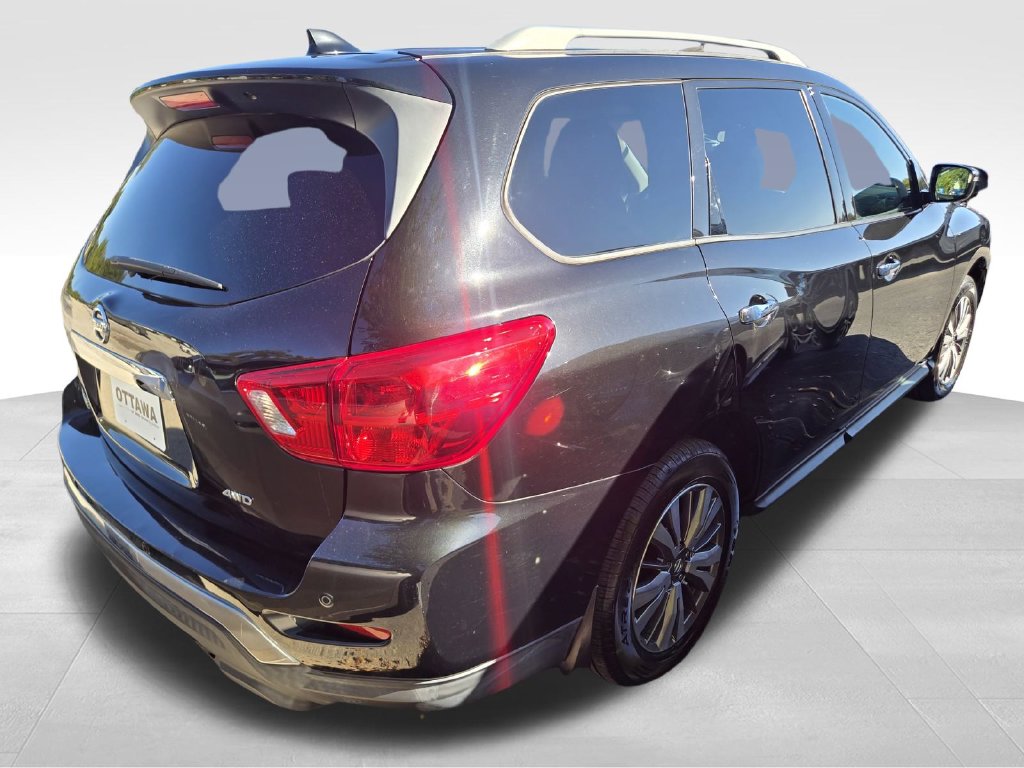 Used 2020 Nissan Pathfinder S SUV