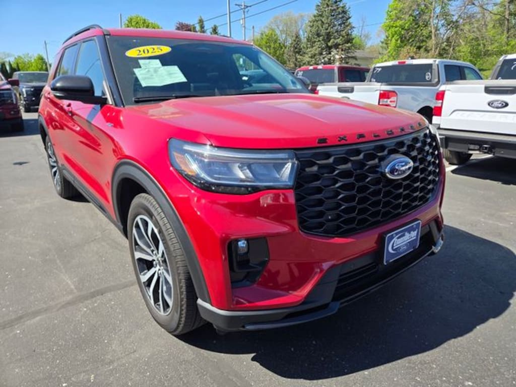 Used 2025 Ford Explorer ST-Line SUV