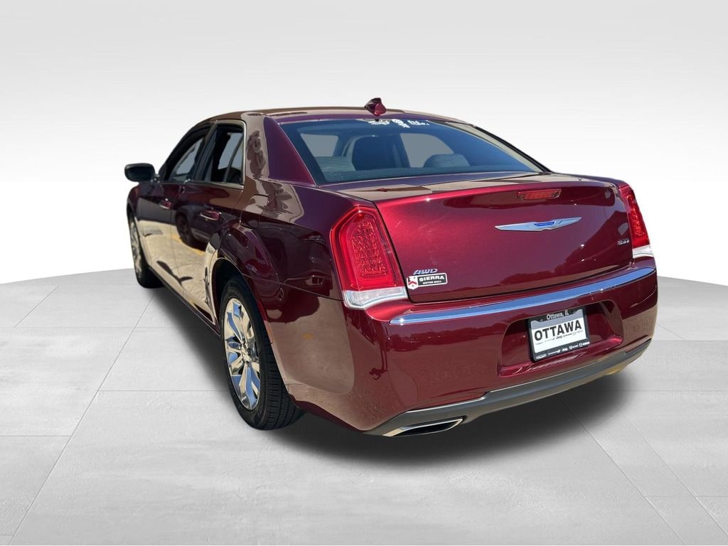 Used 2019 Chrysler 300 Touring Sedan