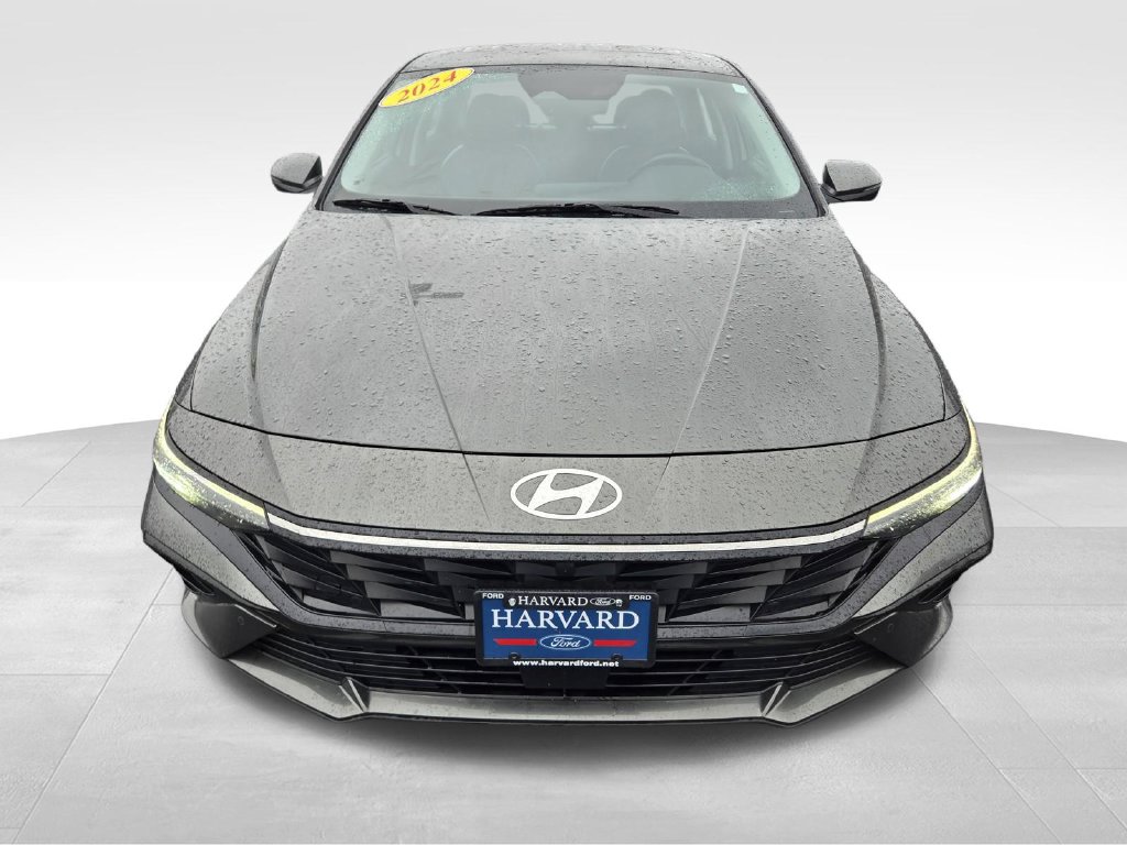 Used 2024 Hyundai Elantra Limited Sedan
