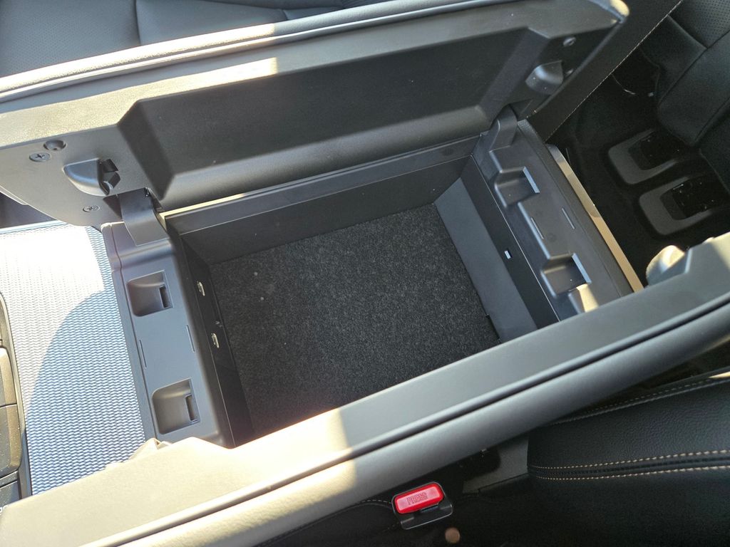 2026 Mazda CX-90 Premium Package - Photo 9