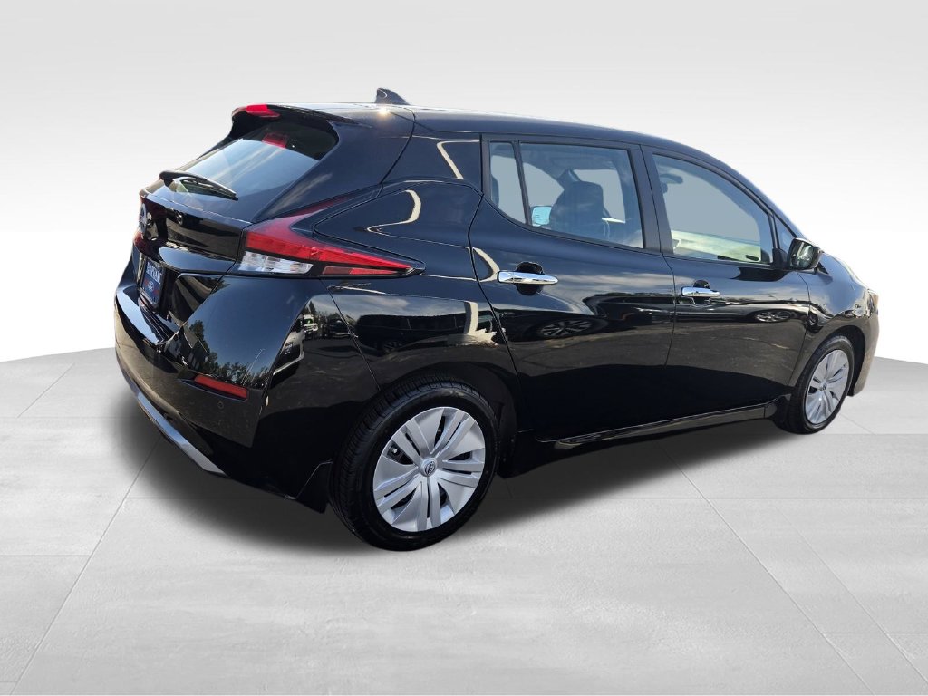 Used 2023 Nissan LEAF S Hatchback