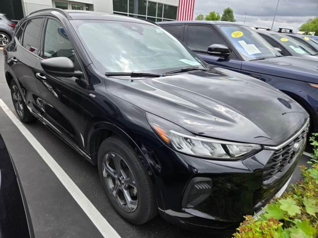 Used 2024 Ford Escape ST-Line SUV