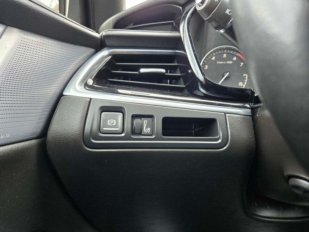 2024 Cadillac XT6 Sport - Photo 22