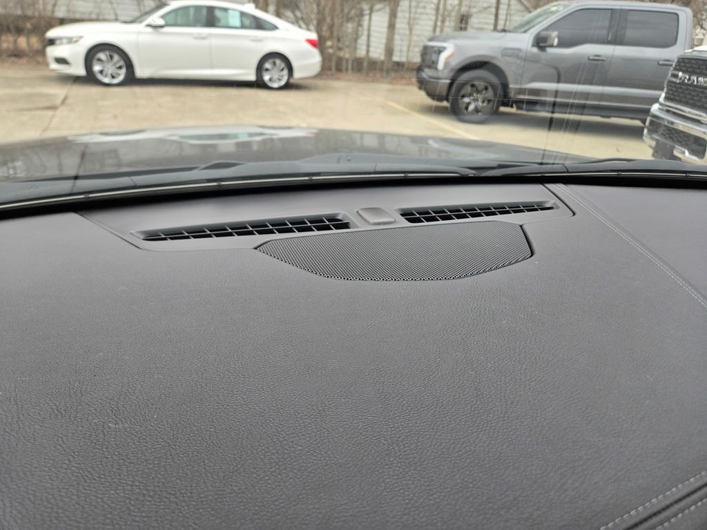 2024 Cadillac XT6 Sport - Photo 7