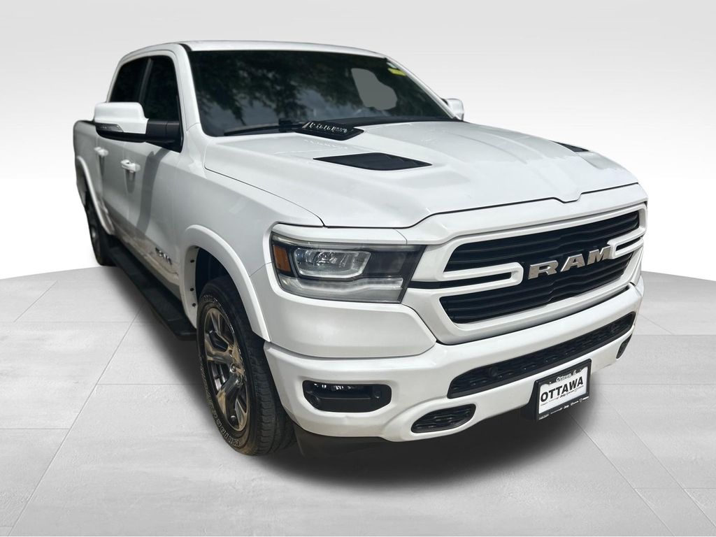 2022 RAM 1500 Laramie 4x4 Crew Cab 5'7's photo