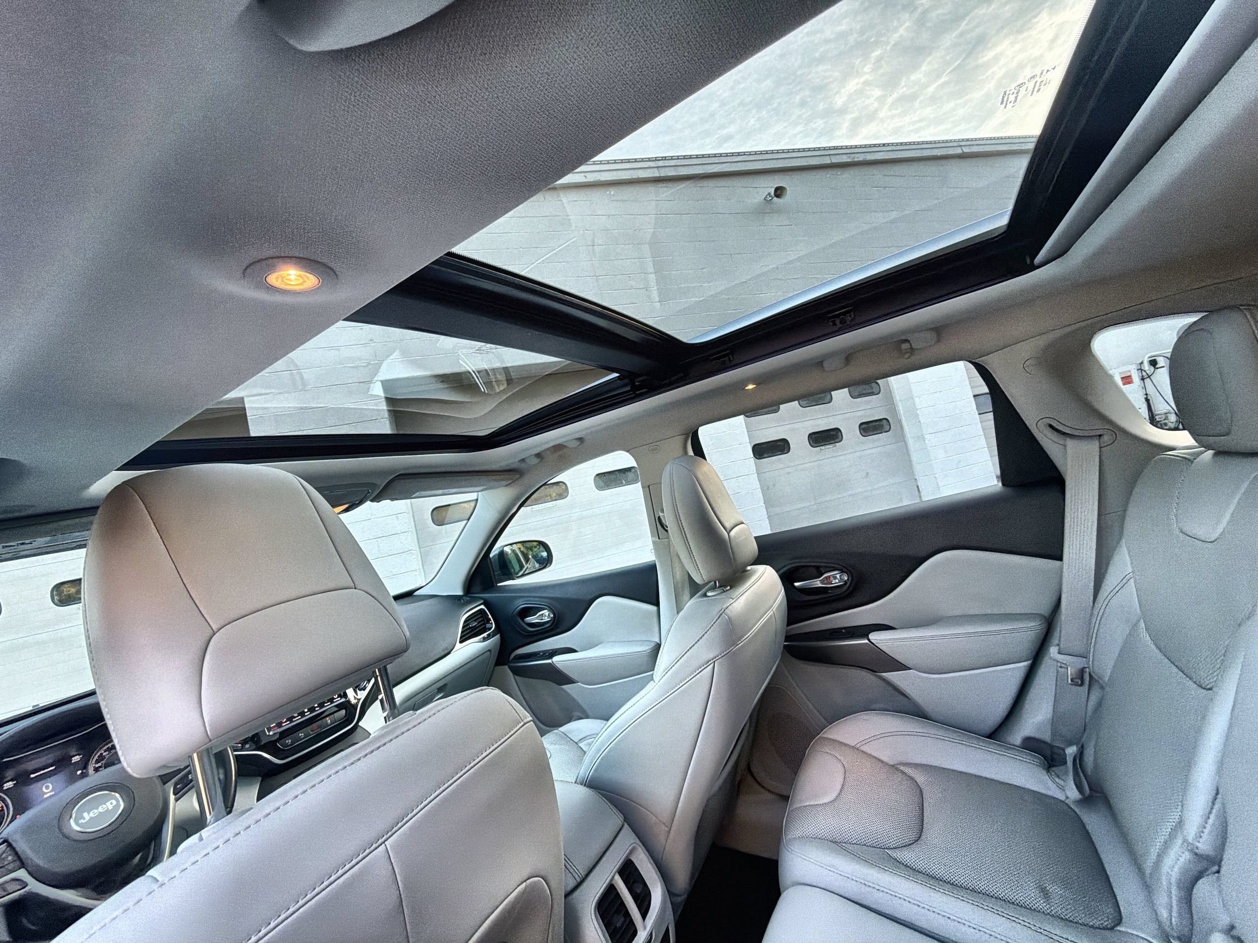 2021 Jeep Cherokee Limited - Photo 19