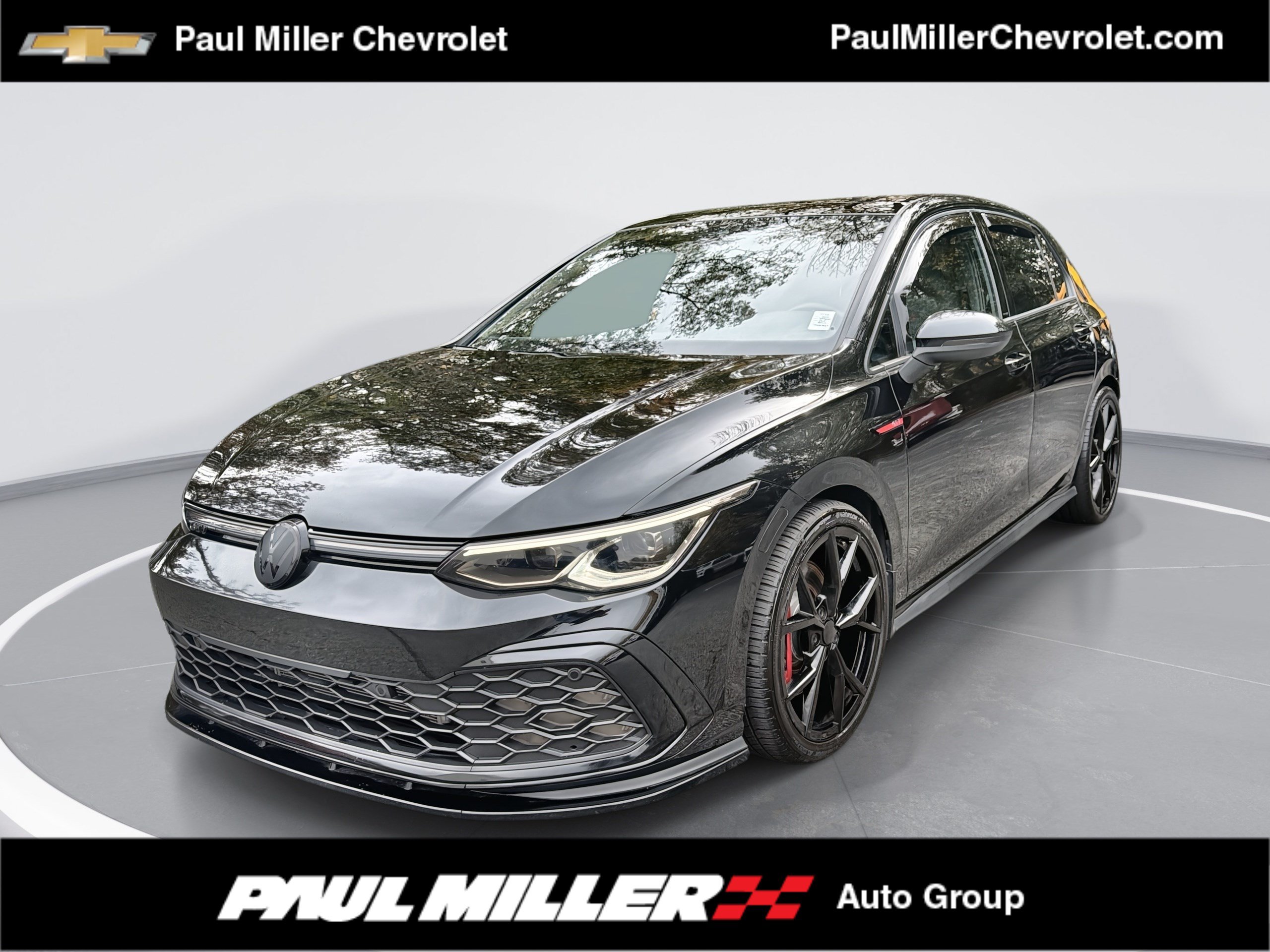 2024 Volkswagen Golf GTI SE